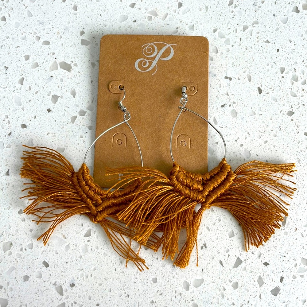 🆕 PLUNDER earrings